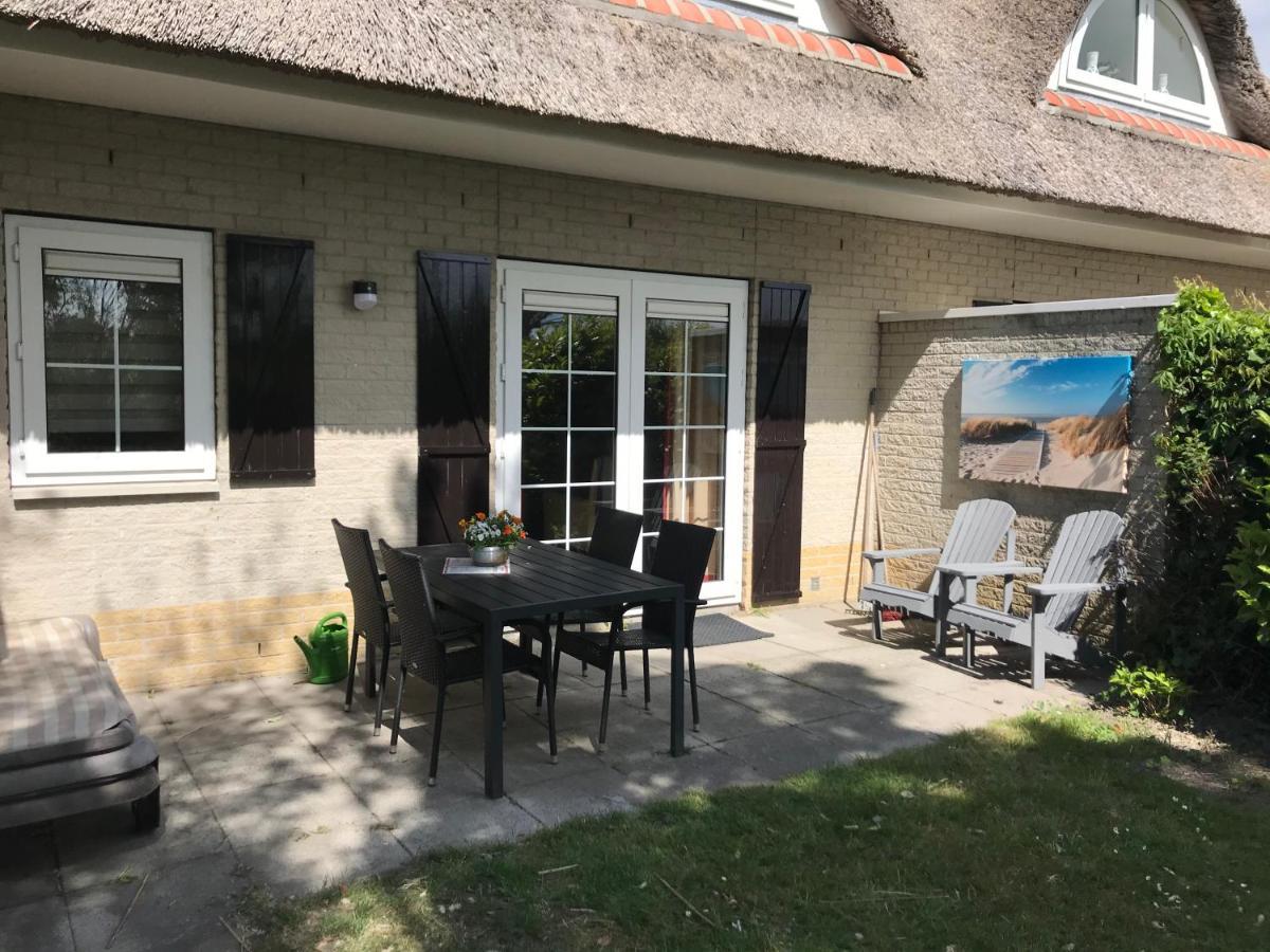 Holiday Beach House Хеллевутслёйс Экстерьер фото